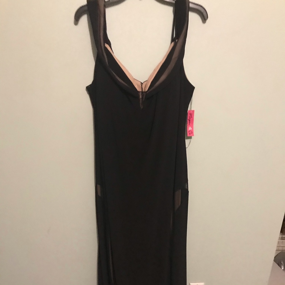 BRAND NEW!! Morgan & Co. Black and Nude Gown